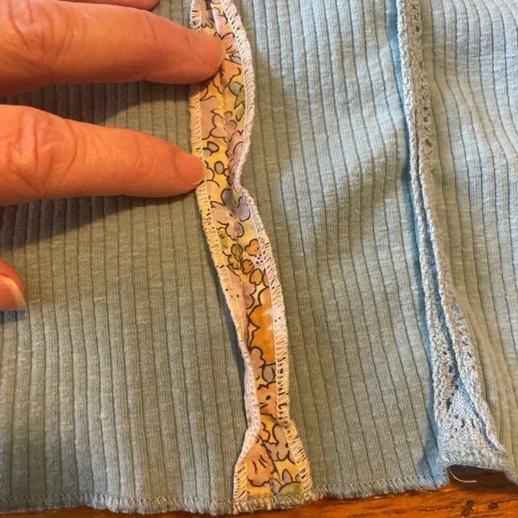 Urban Outfitters Blue Ribbed Dress, flower and lace  accents - Picture 2 of 6